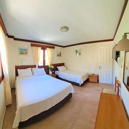 Kastro Hotel Spetses Town Bilik gambar