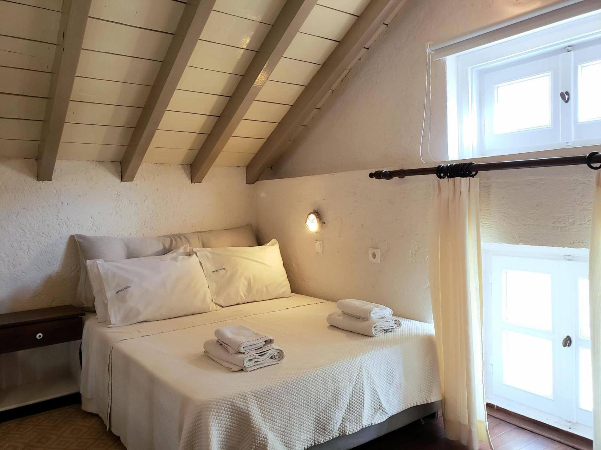 Kastro Hotel Spetses Town Bilik gambar
