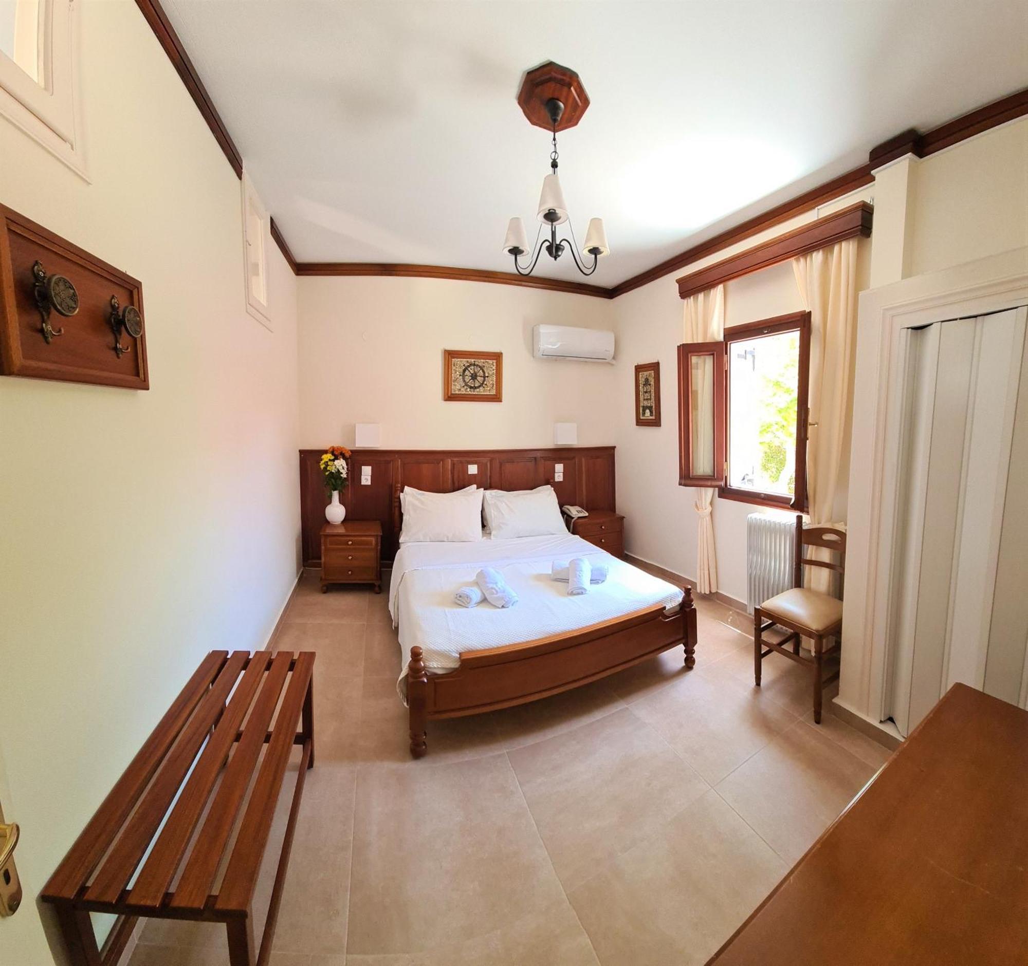 Kastro Hotel Spetses Town Luaran gambar