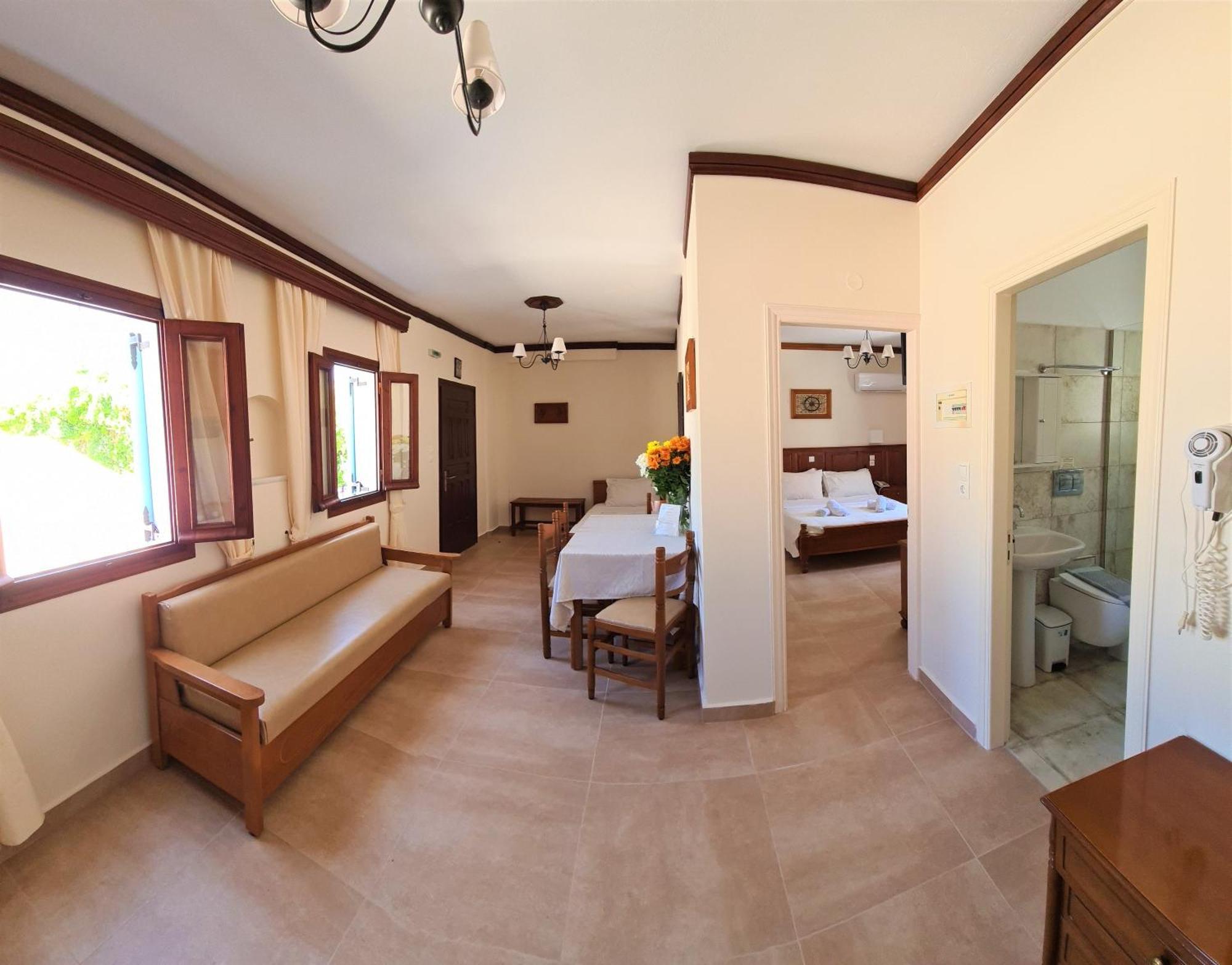 Kastro Hotel Spetses Town Bilik gambar
